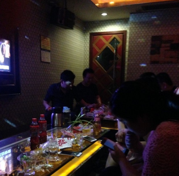 ��ݸ����